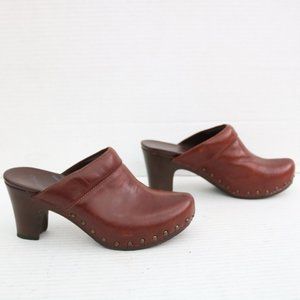 Dankso brown heel wood clogs size 38 US 8